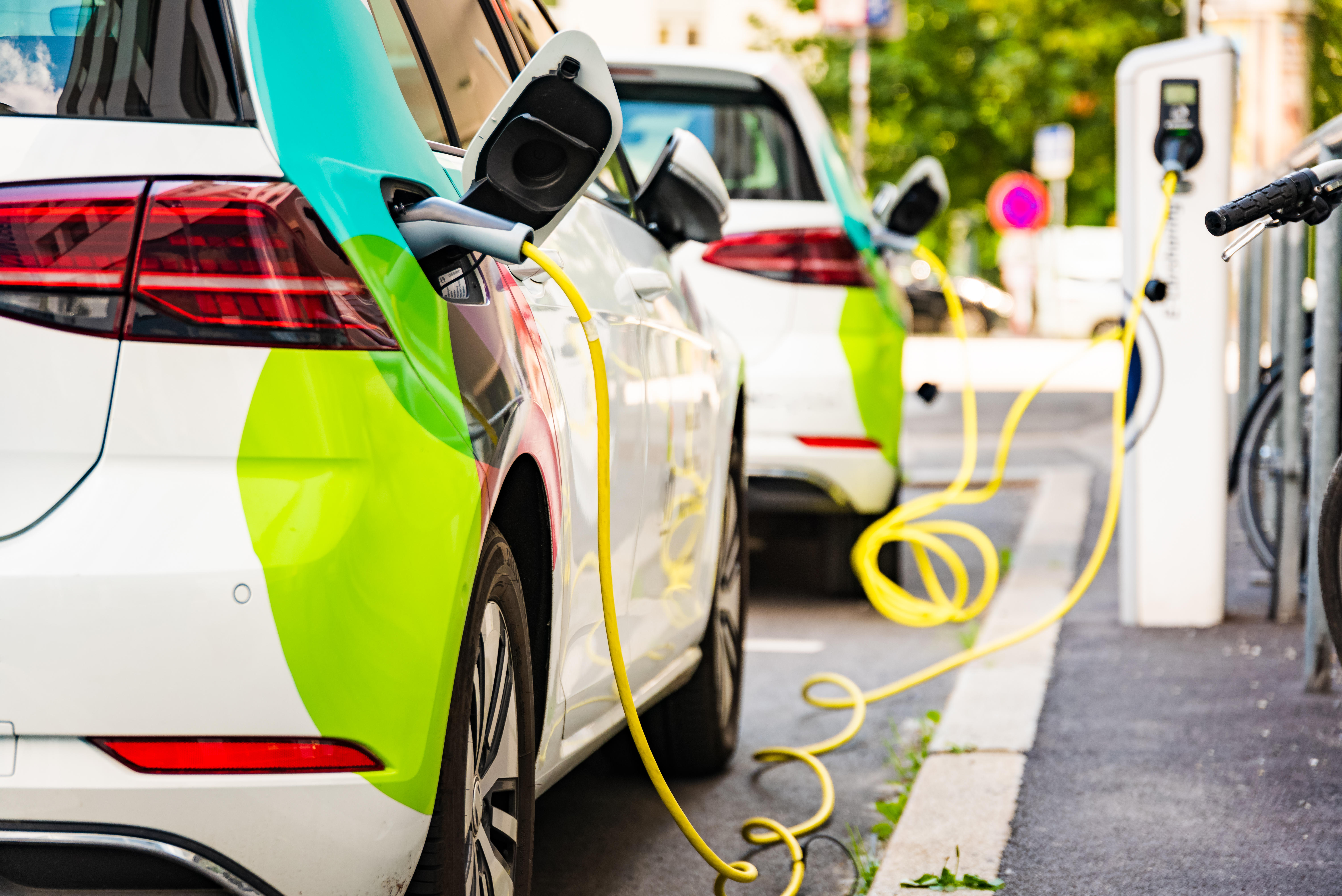 6 月氢燃料电池汽车销量上升高达 455 辆，环比暴涨 342%