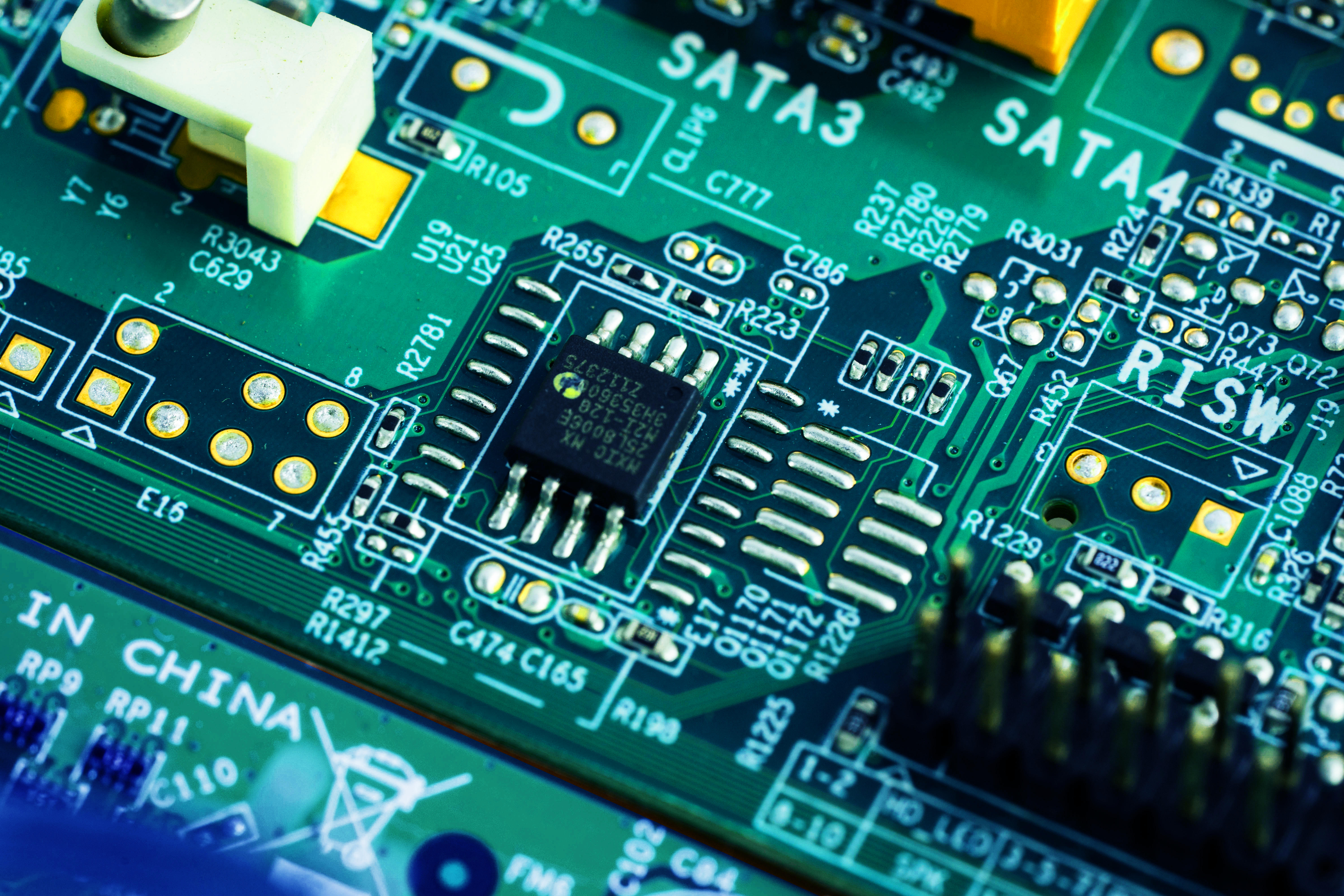 市场 | 存储产品新一轮涨价潮开启?美光暂停报价